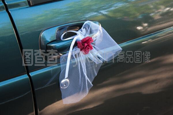 婚礼汽车装饰.